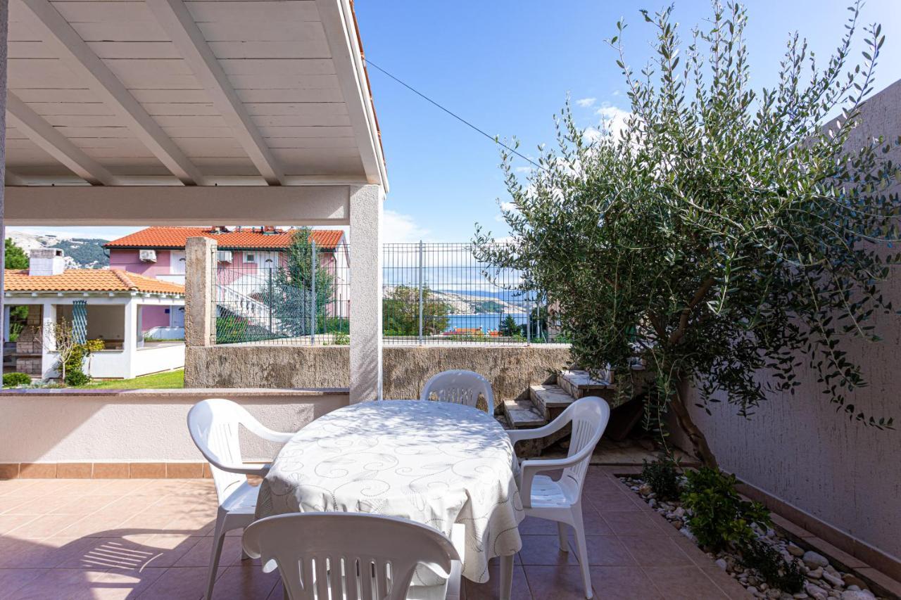 Apartments Crnekovic I Zarok Baška Exterior foto